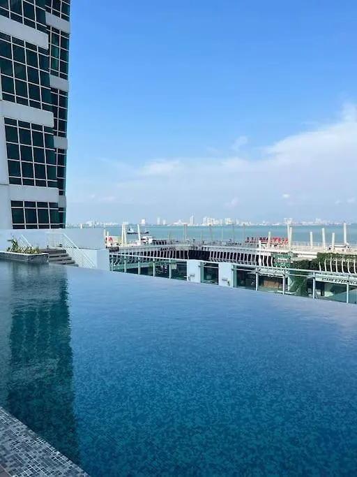 Duplex Loft Maritime Suites Georgetown Karpal Singh Drive Sea City View 公寓