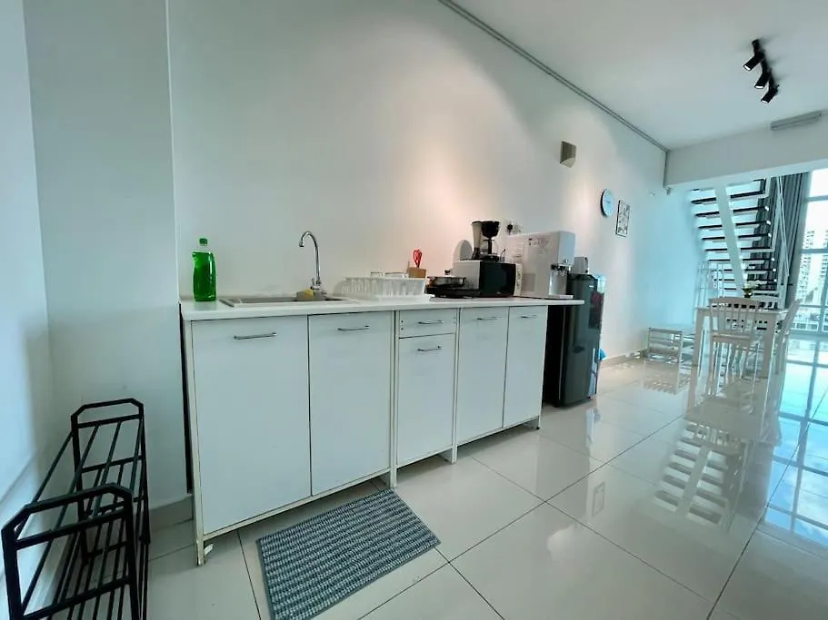 Duplex Loft Maritime Suites Georgetown Karpal Singh Drive Sea City View 0*, 乔治敦